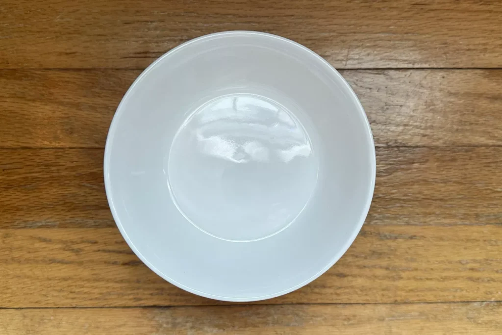 sps dog bowls test pets good oreo table cat rachel marek 05 crop 31a22f4e0d474d1d911cdabb49339889